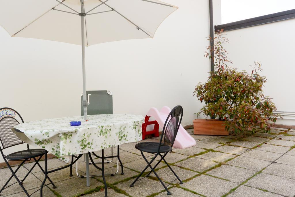 Albergo Meuble Abatjour Mântua Exterior foto