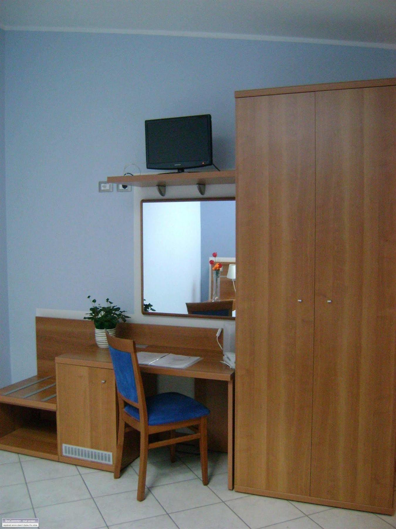 Albergo Meuble Abatjour Mântua Exterior foto